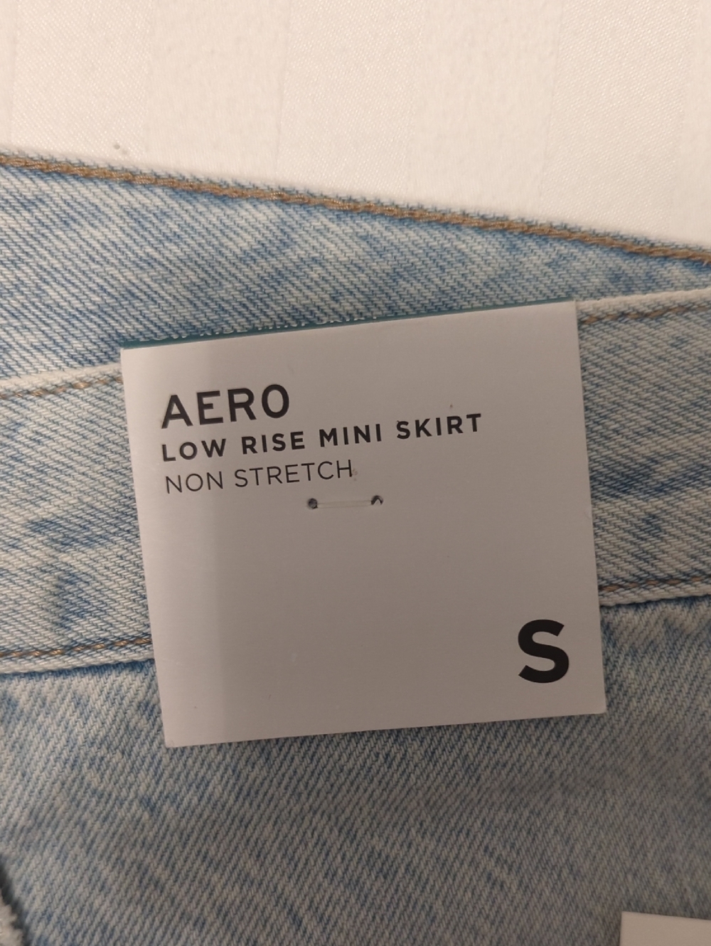 Aeropostale Light Blue Distressed Denim Skirt with Pockets And Branded Button - Picture 3 of 9